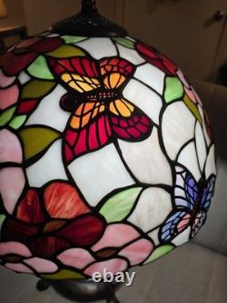 RARE Vintage Butterfly Dale Tiffany Stained Glass Lamp Antique