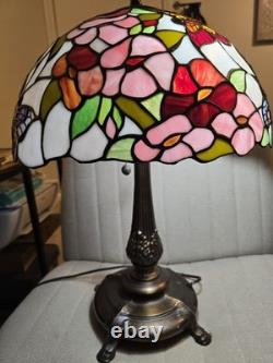 RARE Vintage Butterfly Dale Tiffany Stained Glass Lamp Antique