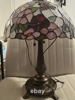 RARE Vintage Butterfly Dale Tiffany Stained Glass Lamp Antique