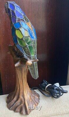 RARE Vintage Tiffany Style Stained Glass Parrot Bird On Branch Lamp Multi Color