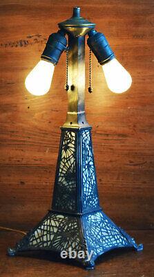 Rare Antique Apollo Studios Pine Cone Arts & Crafts Glass Desk Lamp 1910 Tiffany