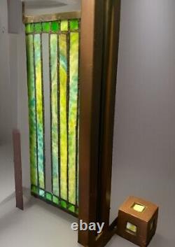 Rare Frank Lloyd Wright Architectural Designed Tiffany Style Stained Glass Lamp