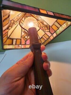 Small Tiffany Style Stained Glass Desk Table Lamp