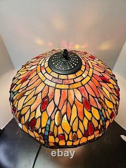 Stained Glass Shade with Dragonfly Table Lamp Pull Chain Metal Base 17 Shade