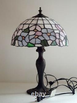 Stained Glass Tiffany Style Floral Table Lamp