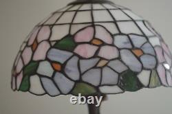 Stained Glass Tiffany Style Floral Table Lamp