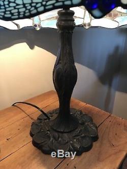 Stained Glass Tiffany Style Table Lamp