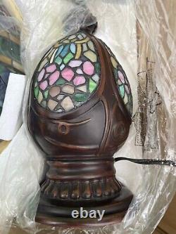 TIFFANY STYLE PRETTY PETALS TABLE LAMP STAINED GLASS HSN 22 x 16