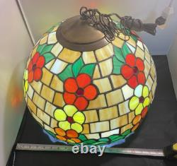 TIFFANY STYLE STAINED GLASS 18 1/4 IN X 14 in 1984 LAMP PANSY FLOWERS
