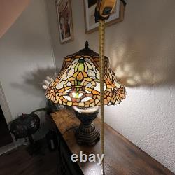 TIFFANY-STYLE Vtg Stained Glass Lamp
