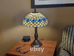 Table Lamp Peacock Theme Tiffany Style Stained Glass Accent Table Lamp 18in Tall