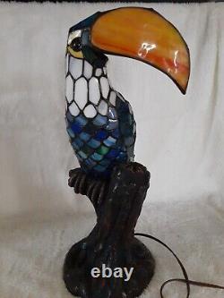 Table Lamp Toucan on Tree Trunk Tiffany Style Stained Glass Accent Lamp