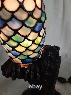 Table Lamp Toucan on Tree Trunk Tiffany Style Stained Glass Accent Lamp