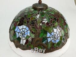 Tiffany Reproduction Blossom Cobweb Stained Leaded Glass Dome Shade Table Lamp