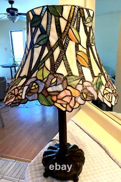 Tiffany Sale Stain-Glass Style 2bulb 2chain Table Lamp U/Labs 18w x 29t Lovely