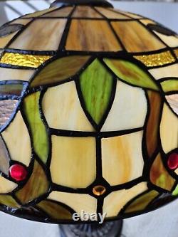 Tiffany Stained Glass Lamp 2 Light Victorian Style Retro Reproduction Floral