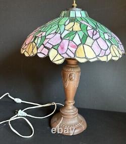 Tiffany Stained Glass Shade Bronze Lion Head Pattern Table Lamp Made USA 1950s