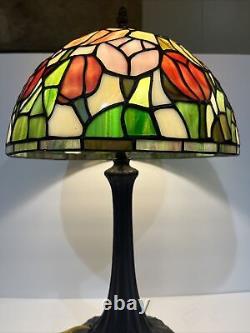 Tiffany Studios Reproduction Stained Glass Lamp Tulip Floral Pattern 20 T