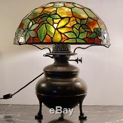 Tiffany Studios Woodbine Stained Glass Table Lamp