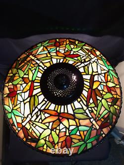 Tiffany Style 25 Inch Bamboo Design Stained Glass Table Lamp By Quoizel Lighting