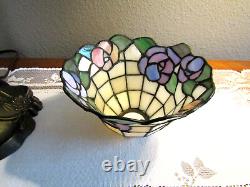 Tiffany Style / Art Nouveau / Cast Iron Bridge Arm / Stained Glass / TABLE LAMP