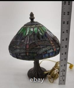 Tiffany Style Dragonfly STAINED GLASS Table Lamp