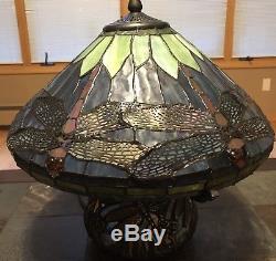 Tiffany Style Dragonfly Stained Glass Table Lamp