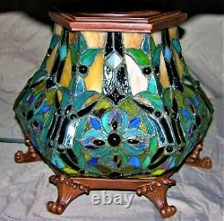 Tiffany Style Peacock Design Stained Glass Table Lamp with Lighted Base
