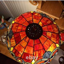 Tiffany Style Red Stained Glass Victorian Design Table Lamp with Lighted Base