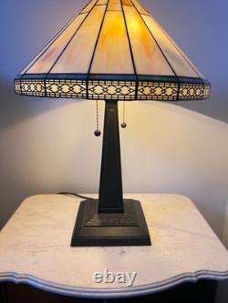 Tiffany Style Stain Glass Table Lamp