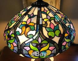 Tiffany Style Stained Glass 25 Table Lamp