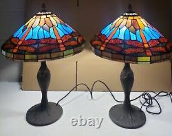 Tiffany Style Stained Glass Dragonfly Table Lamp