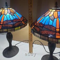 Tiffany Style Stained Glass Dragonfly Table Lamp