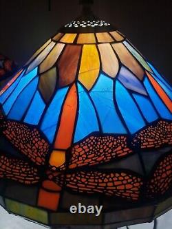 Tiffany Style Stained Glass Dragonfly Table Lamp