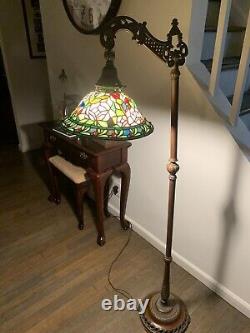 Tiffany Style Stained Glass Floor Lamp. Pink Roses