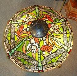 Tiffany Style Stained Glass Green Dragonfly Table Lamp WithIlluminated Base New