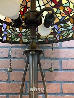 Tiffany Style Stained Glass Table Lamp