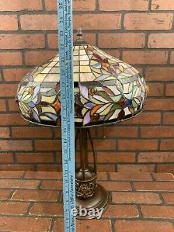 Tiffany Style Stained Glass Table Lamp