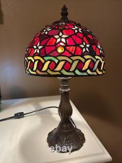 Tiffany Style Stained Glass Table Lamp Red & Yellow Floral Design 14 25 Watt