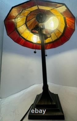 Tiffany-Style Stained Glass Table Lamp with Pull Chains