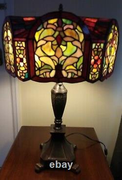 Tiffany Style Stained Glass Table Lamp with Unique Shade 3 Light / 28 Tall