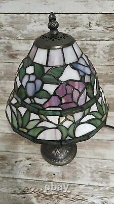 Tiffany Style Table Lamp 12.75 Stained Glass Flower Floral Art Nouveau Lilies