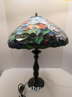 Tiffany Style Table Lamp Goldfish Design 24