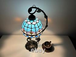 Tiffany Style Table Lamp Sea & Sky Pattern Dome Shaped Stained Glass 51 cm Tall