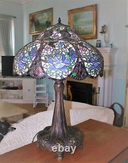 Tiffany Style Victorian Stained Glass Table Lamp 3 Bulb Antique Dark Bronze Base