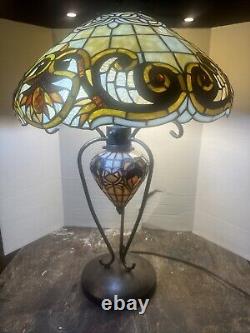 Tiffany Style Victorian Theme Stained Glass Double Lit Table Accent Reading Lamp