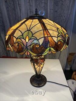 Tiffany Style Victorian Theme Stained Glass Double Lit Table Accent Reading Lamp