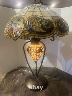 Tiffany Style Victorian Theme Stained Glass Double Lit Table Accent Reading Lamp