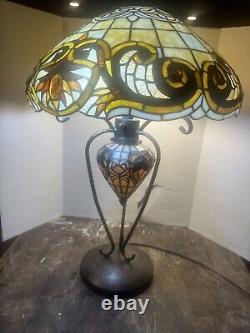 Tiffany Style Victorian Theme Stained Glass Double Lit Table Accent Reading Lamp