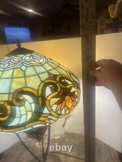 Tiffany Style Victorian Theme Stained Glass Double Lit Table Accent Reading Lamp